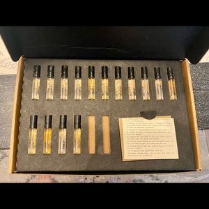 LE LABO discovery set - all but 2 perfumes still in box!
